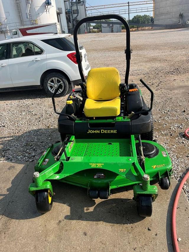 Image of John Deere 757 equipment image 1