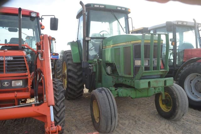 Image of John Deere 7600 equipment image 3