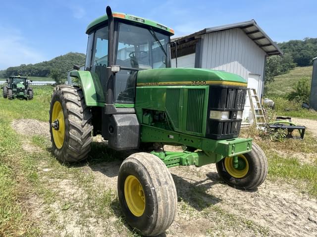 Image of John Deere 7600 equipment image 2