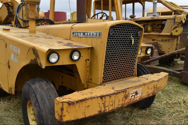 Image of John Deere 760A equipment image 4