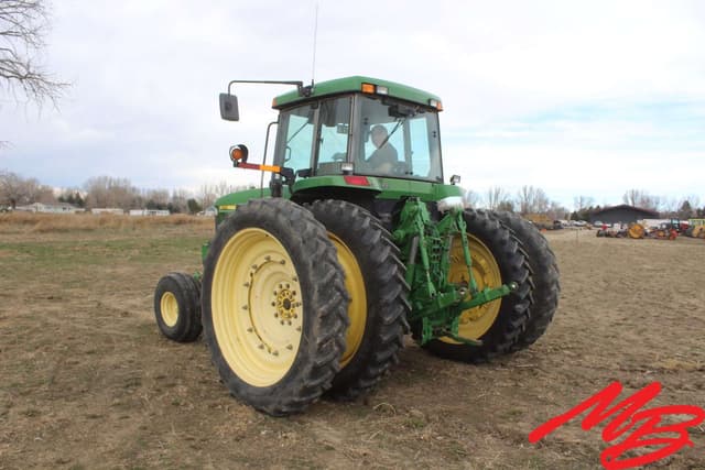 Image of John Deere 7610 equipment image 2