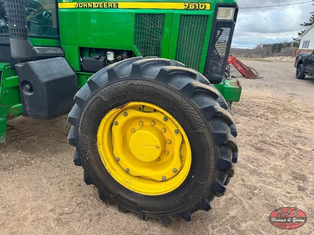 Image of John Deere 7610 equipment image 3