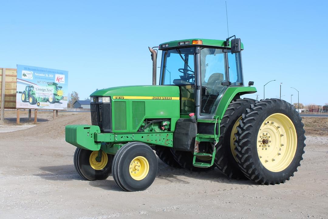 Image of John Deere 7610 Primary image