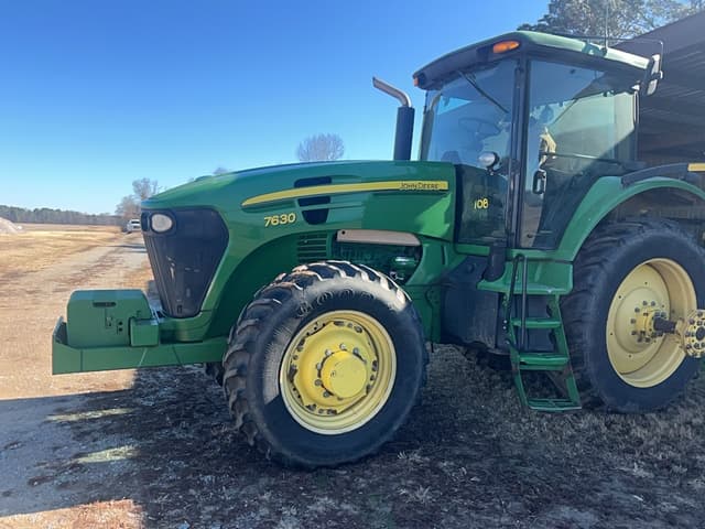 Image of John Deere 7630 equipment image 4