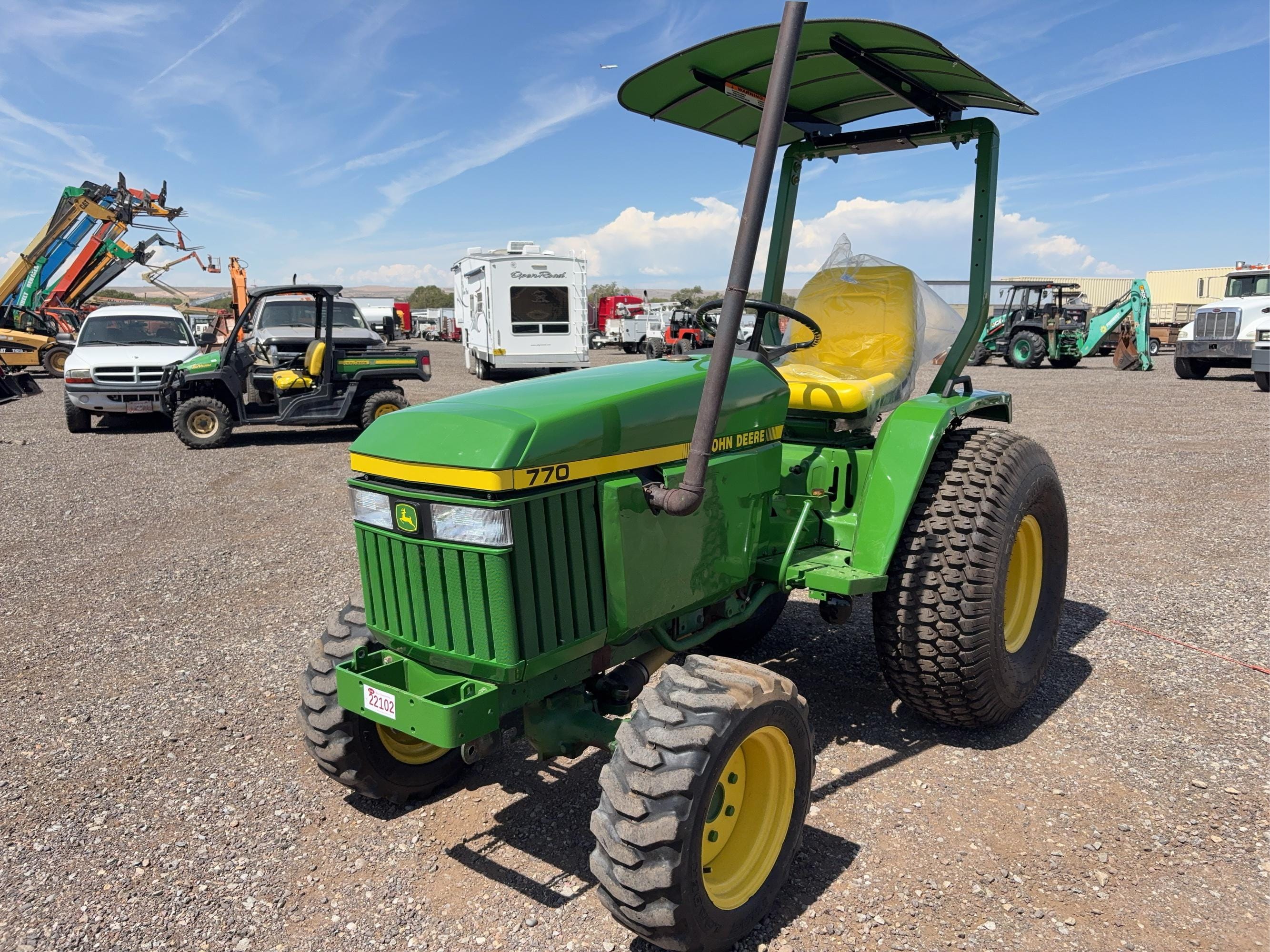 Main image John Deere 770