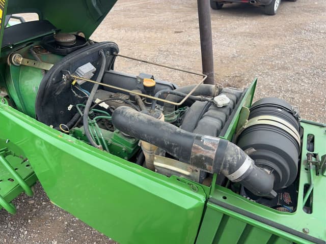 Image of John Deere 770 equipment image 4