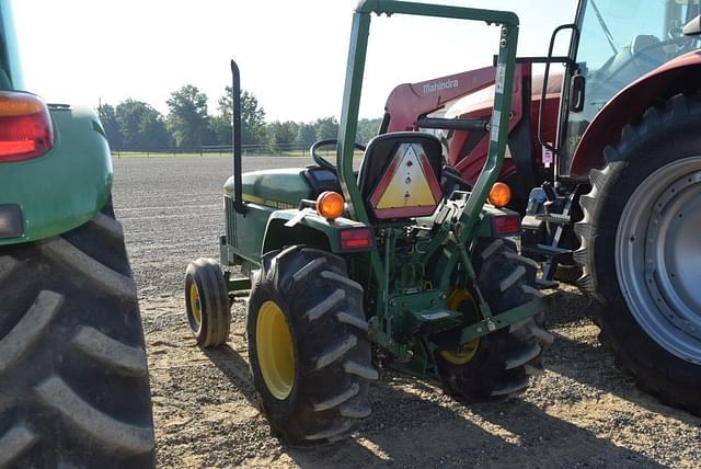 Image of John Deere 770 equipment image 1