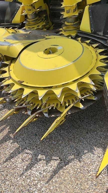 Image of John Deere 770 equipment image 4