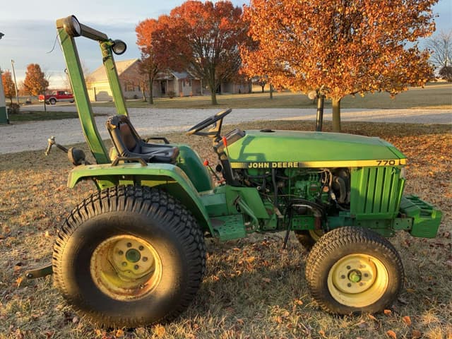 Image of John Deere 770 equipment image 1