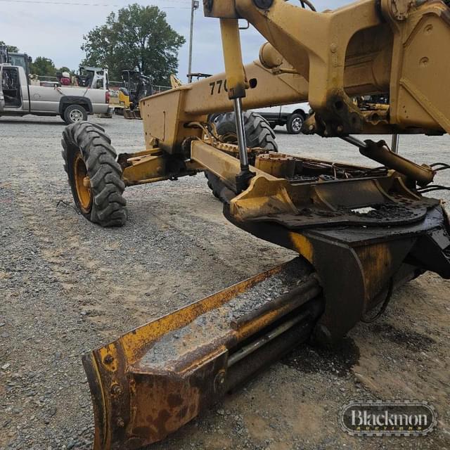 Image of John Deere 770 equipment image 4