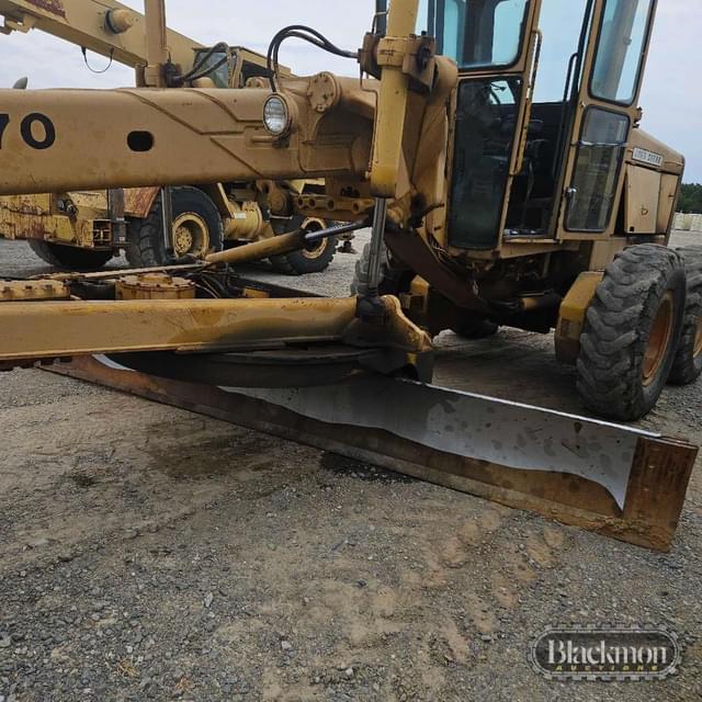 Image of John Deere 770 equipment image 1
