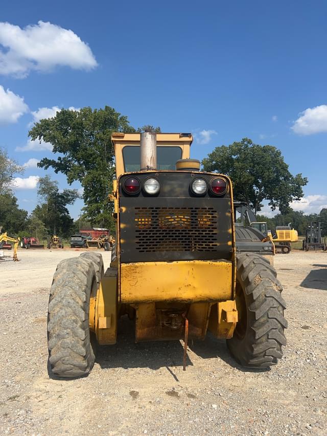Image of John Deere 770 equipment image 2