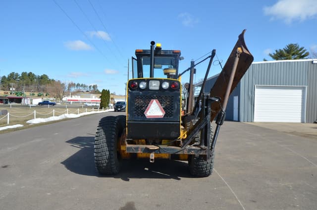 Image of John Deere 770A equipment image 3