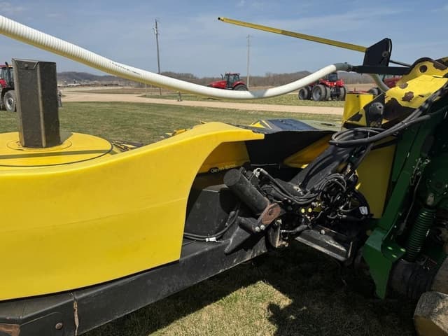 Image of John Deere 770 equipment image 4