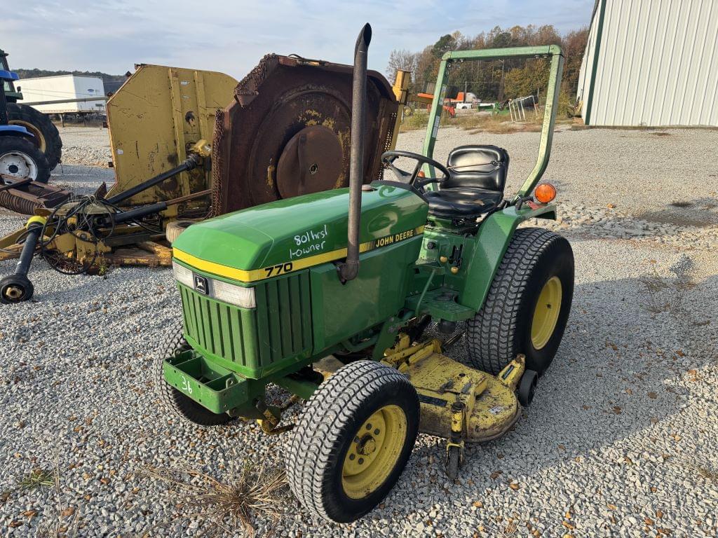Image of John Deere 770 Primary image