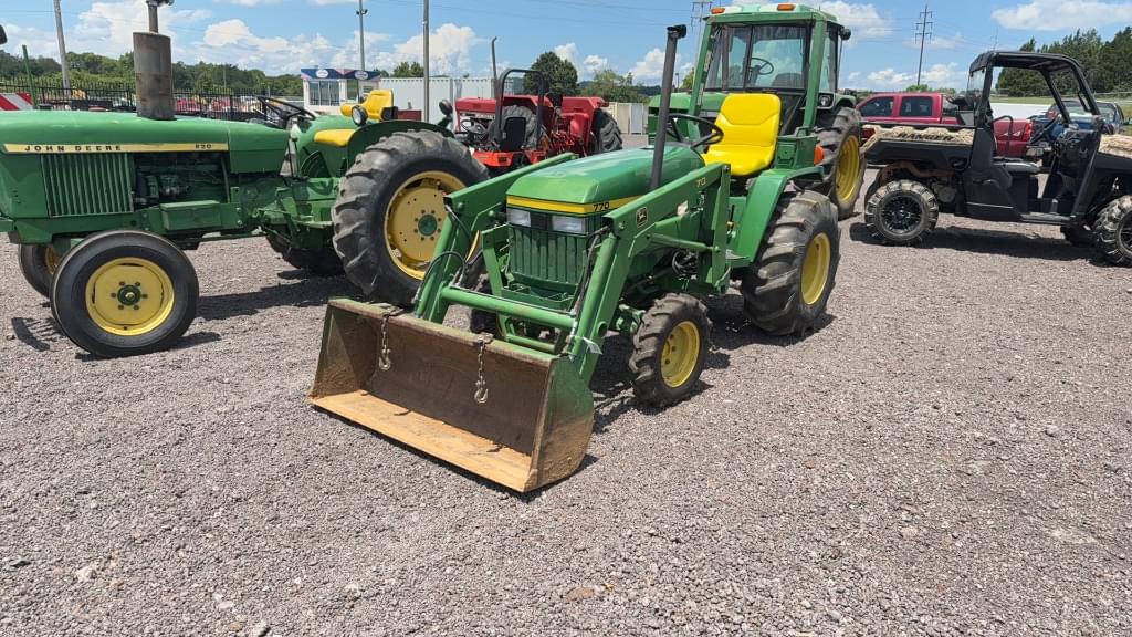 Image of John Deere 770 Primary image