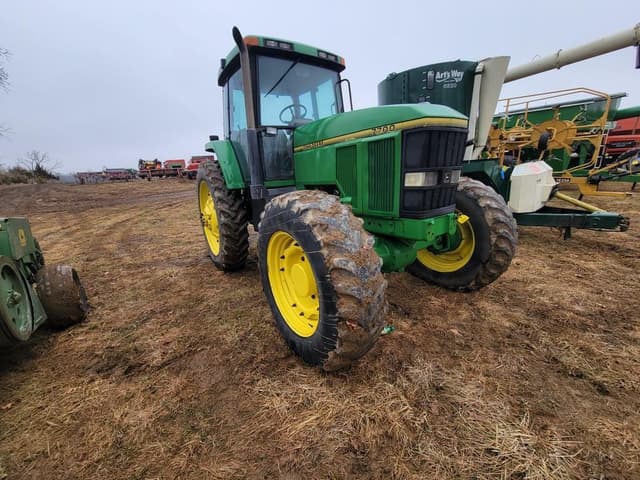 Image of John Deere 7700 equipment image 2