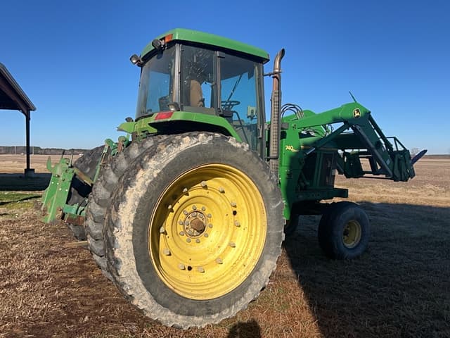 Image of John Deere 7700 equipment image 3