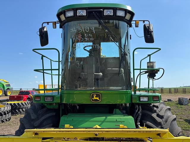 Image of John Deere 7700 equipment image 1