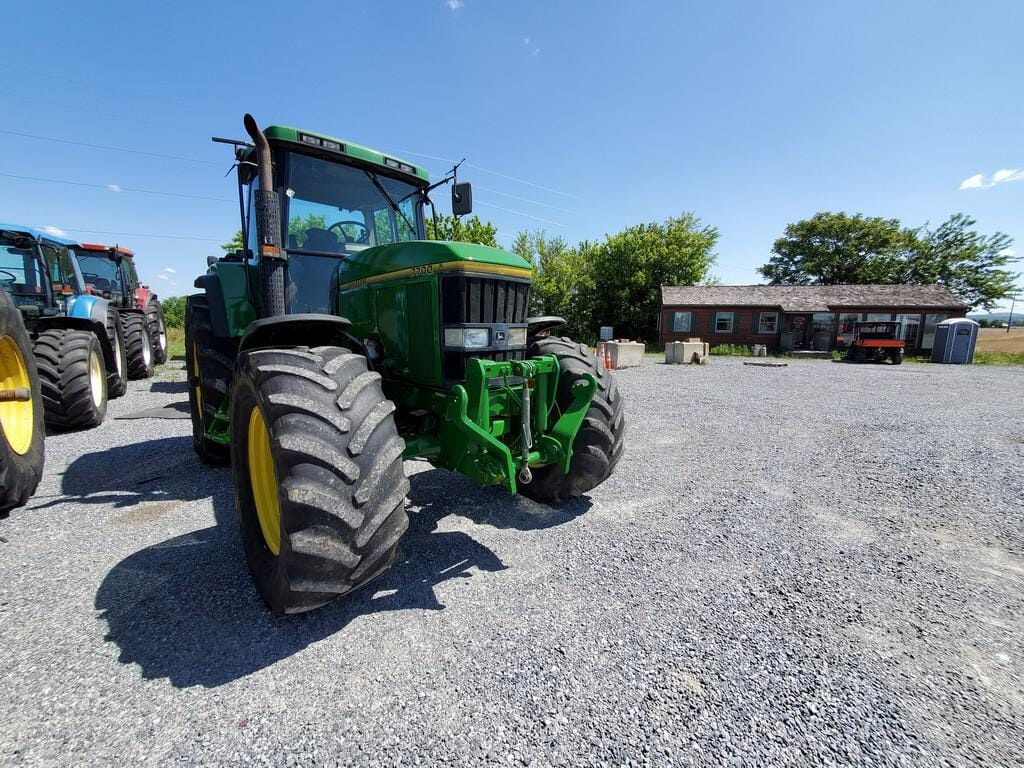 Main image John Deere 7700