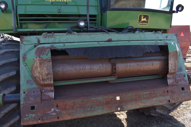 Image of John Deere 7700 equipment image 4