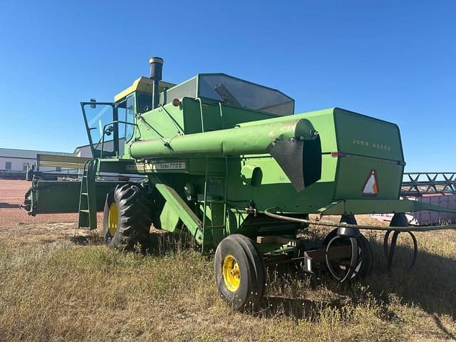 Image of John Deere 7700 equipment image 3