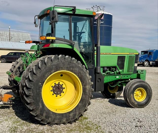 Image of John Deere 7700 equipment image 3