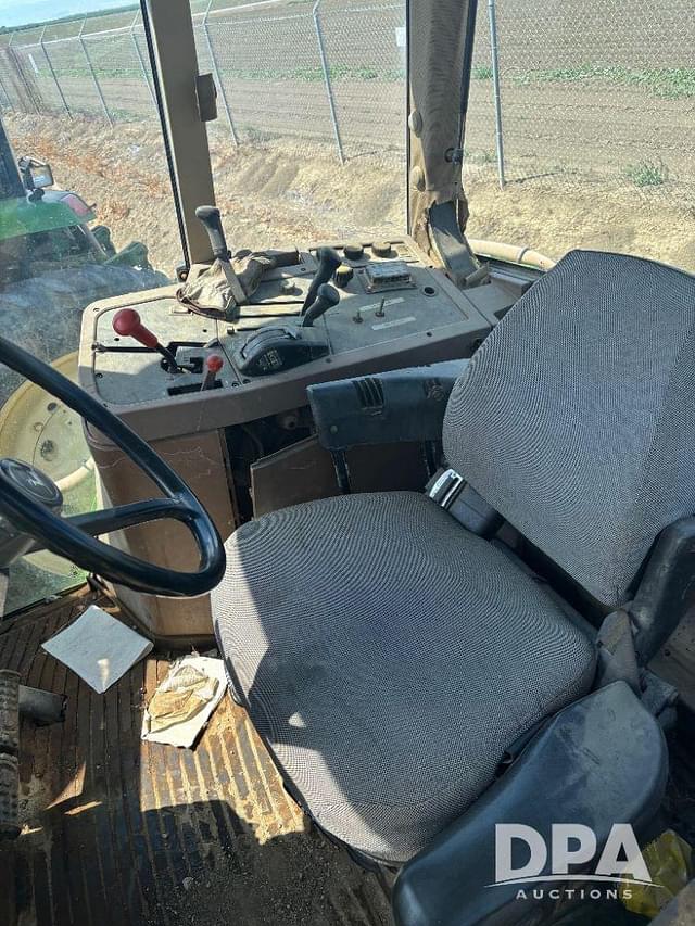 Image of John Deere 7700 equipment image 3