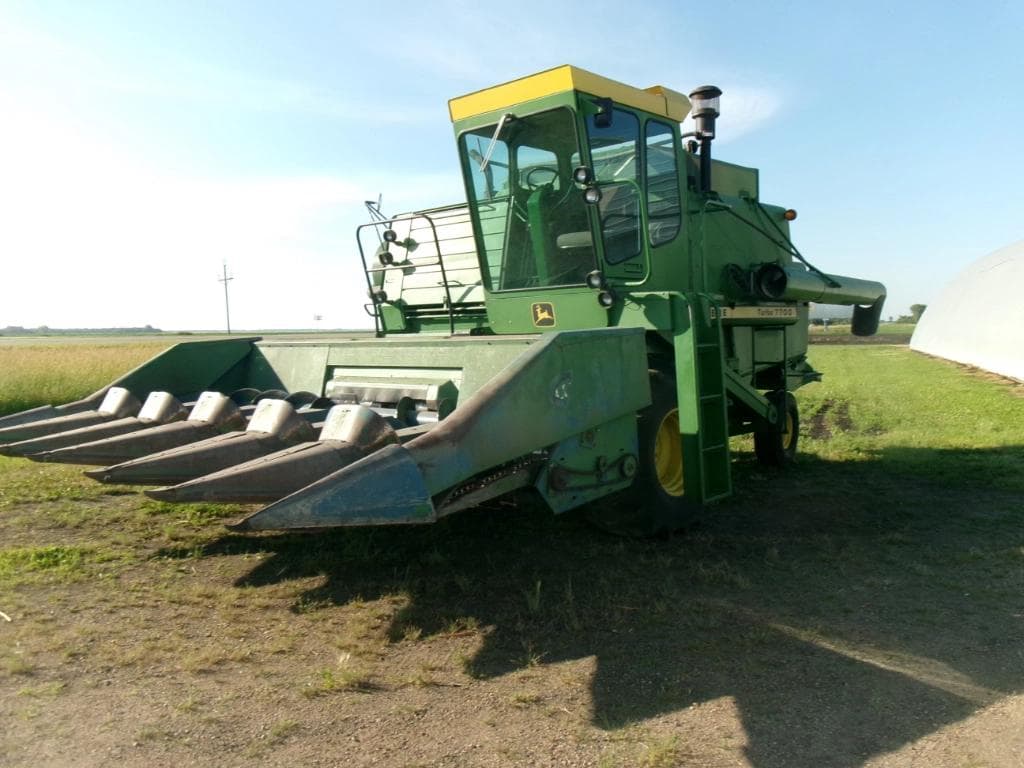 Image of John Deere 7700 Primary image