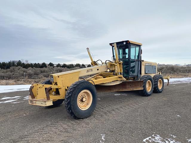 Image of John Deere 770A equipment image 1