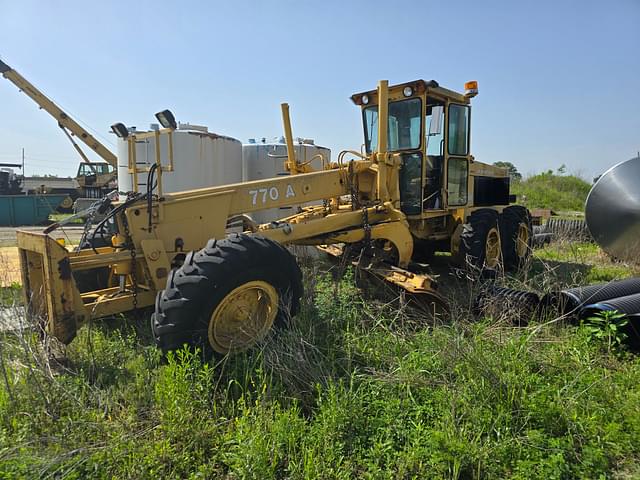 Image of John Deere 770A equipment image 1