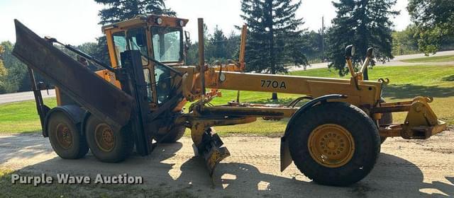 Image of John Deere 770A equipment image 3