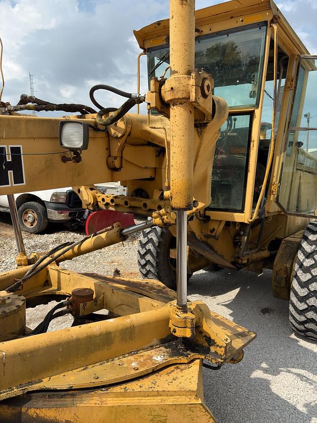 Image of John Deere 770BH equipment image 3