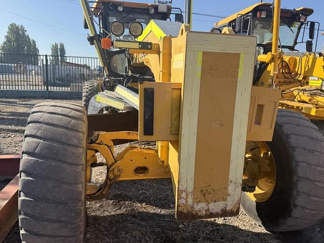 Image of John Deere 770G equipment image 1