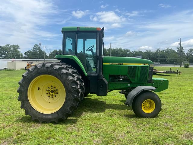 Image of John Deere 7710 equipment image 3
