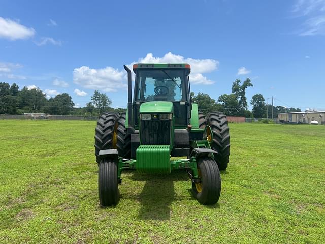 Image of John Deere 7710 equipment image 1