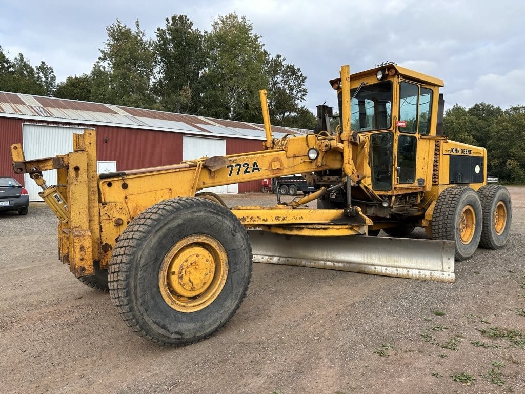 Main image John Deere 772A