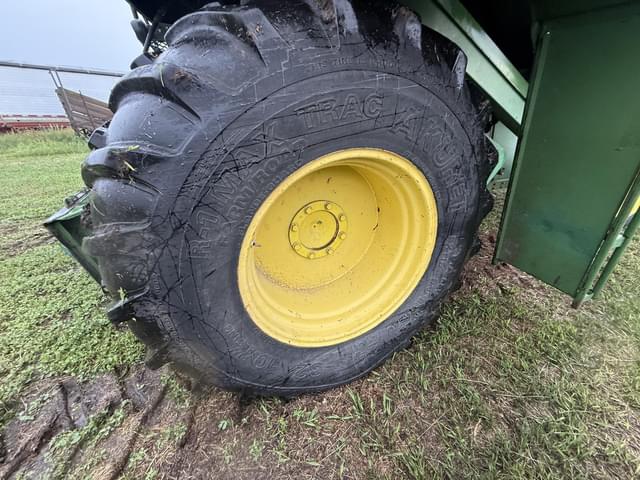 Image of John Deere Turbo 7720 equipment image 4