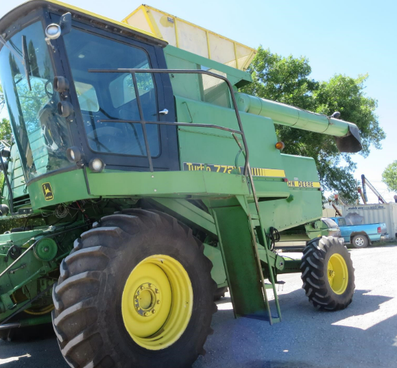 Main image John Deere 7720