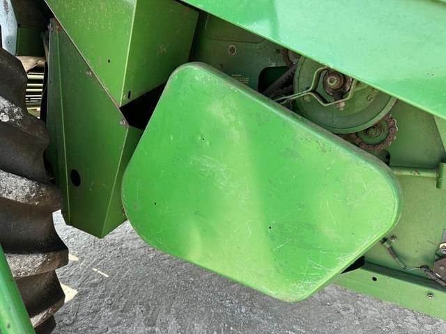 Image of John Deere 7720 equipment image 4