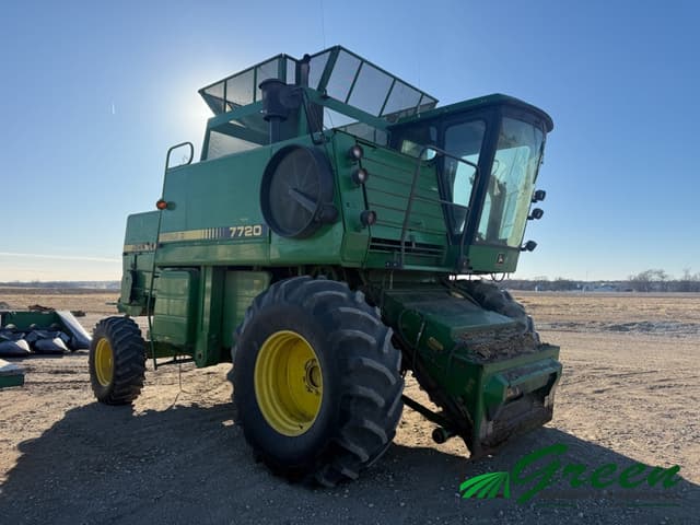 Image of John Deere 7720 equipment image 4