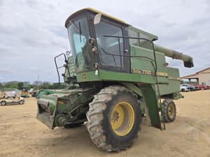 John Deere 7720 Image