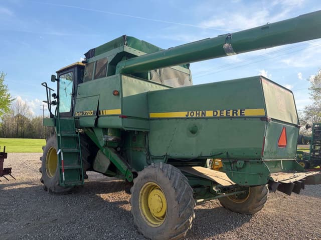 Image of John Deere Turbo 7720 equipment image 4