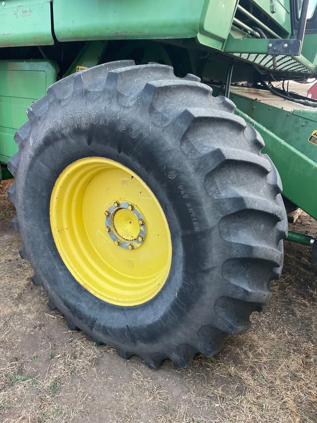 Image of John Deere 7720 equipment image 4