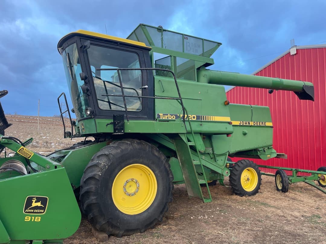 Image of John Deere 7720 Primary image