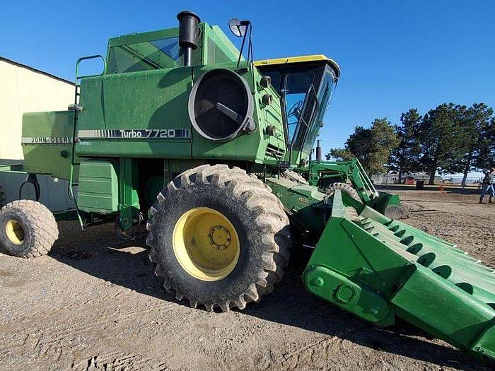 Image of John Deere Turbo 7720 Primary image