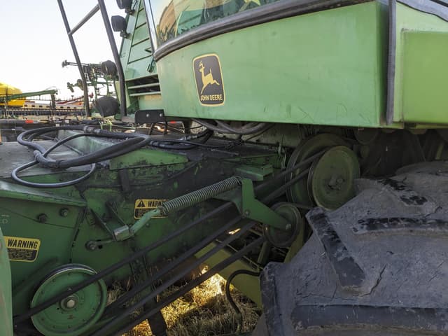 Image of John Deere Turbo 7720 equipment image 2