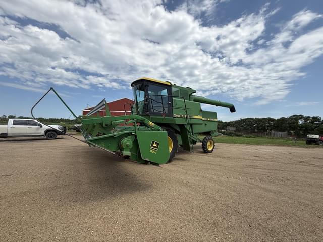Image of John Deere Turbo 7720 equipment image 3