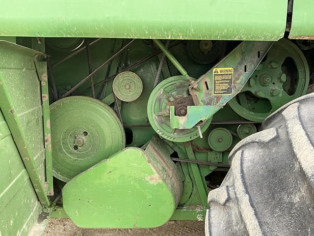 Image of John Deere 7720 equipment image 2