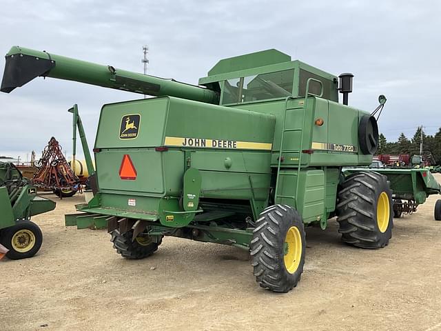 Image of John Deere 7720 equipment image 3